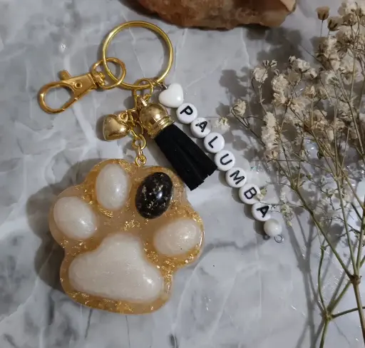 LLAVERO PATITAS PERSONALIZADOS 